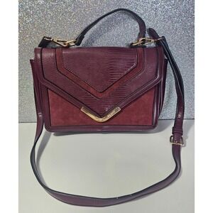 ALDO‎ Burgundy Maroon Faux Snake Leather Gold Accent Crossbody Bag Handles Strap